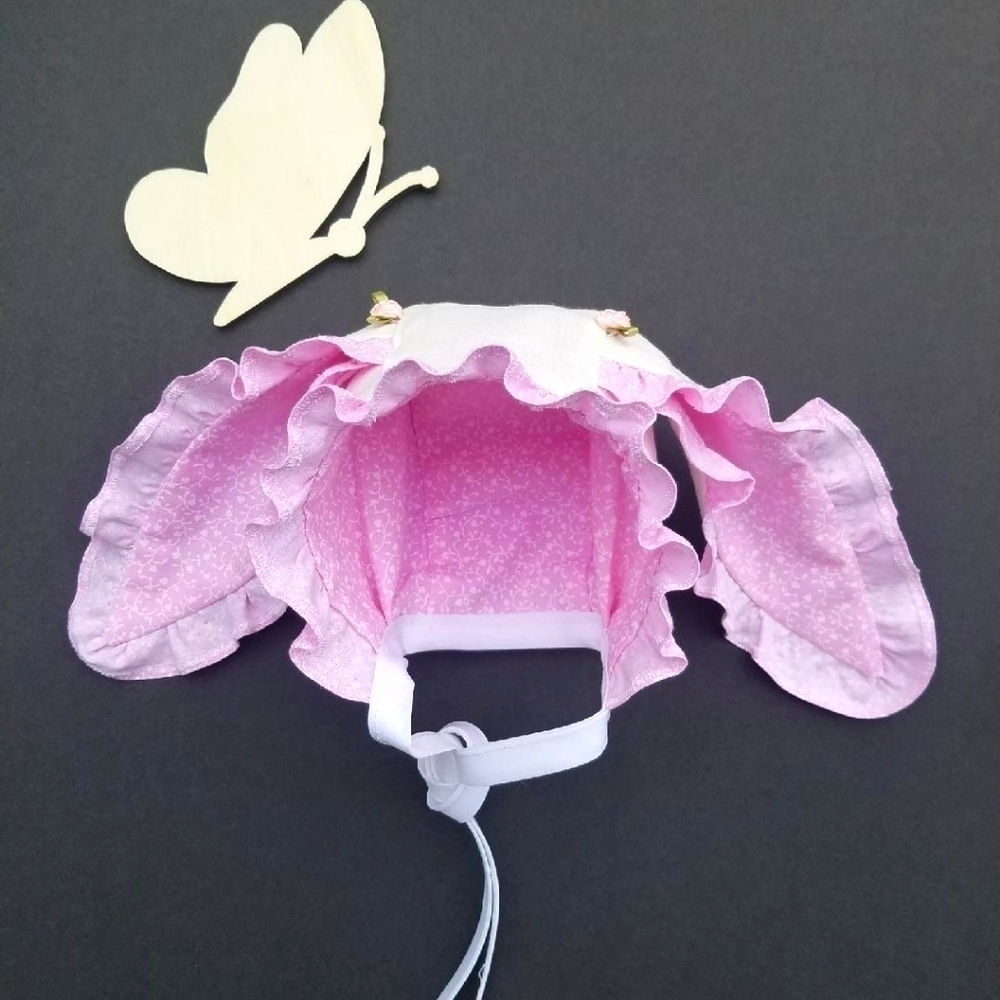 Bunny ears bonnet